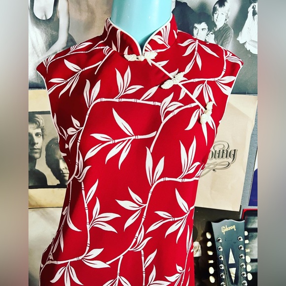 ❤️NWOT DEAD STOCK VINTAGE RED ASIAN DRESSES SIZE: SMALL & M/L - Picture 2 of 10